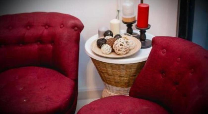 Anchor Boutique House Hotel Patong Екстериор снимка