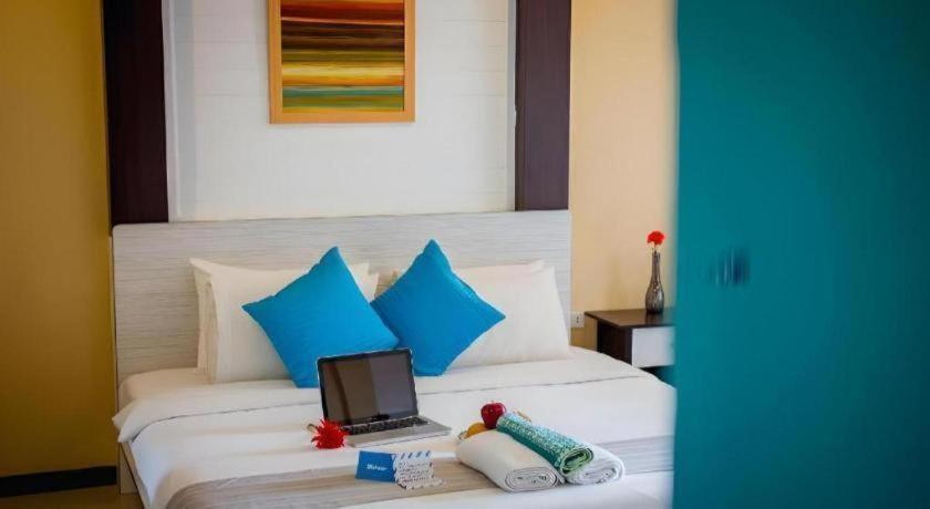 Anchor Boutique House Hotel Patong Екстериор снимка