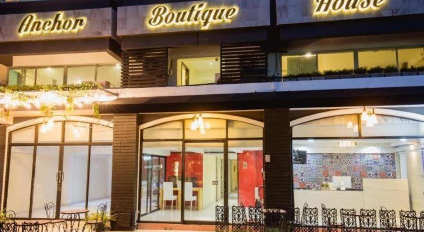 Anchor Boutique House Hotel Patong Екстериор снимка
